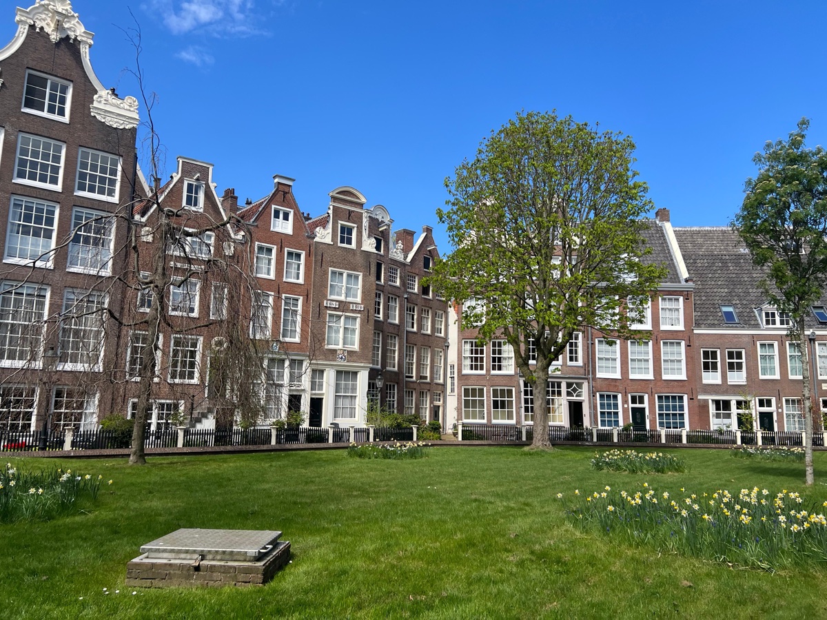 Begijnhof courtyard, Amsterdam